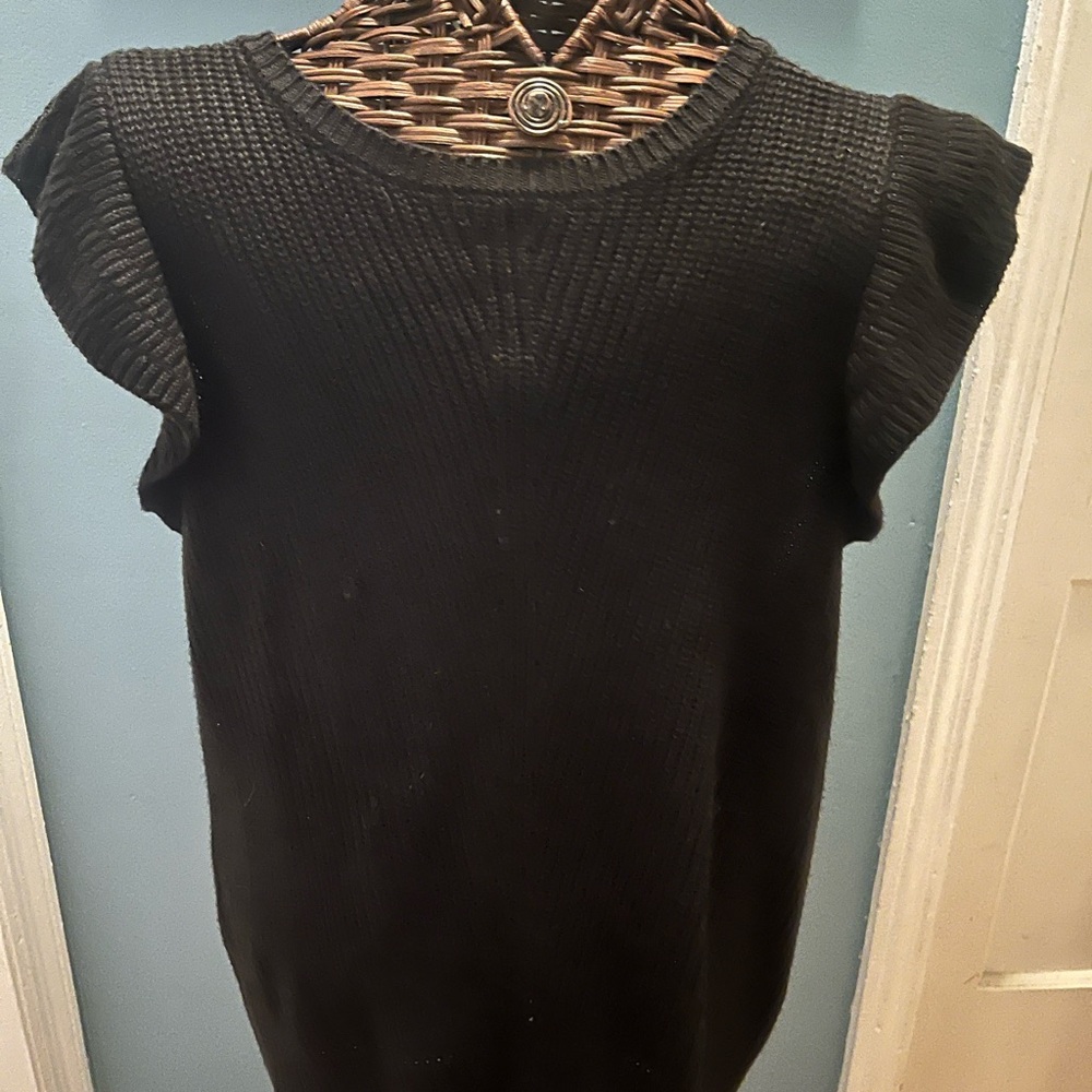 Black Ruffled Sleeve Knit Top